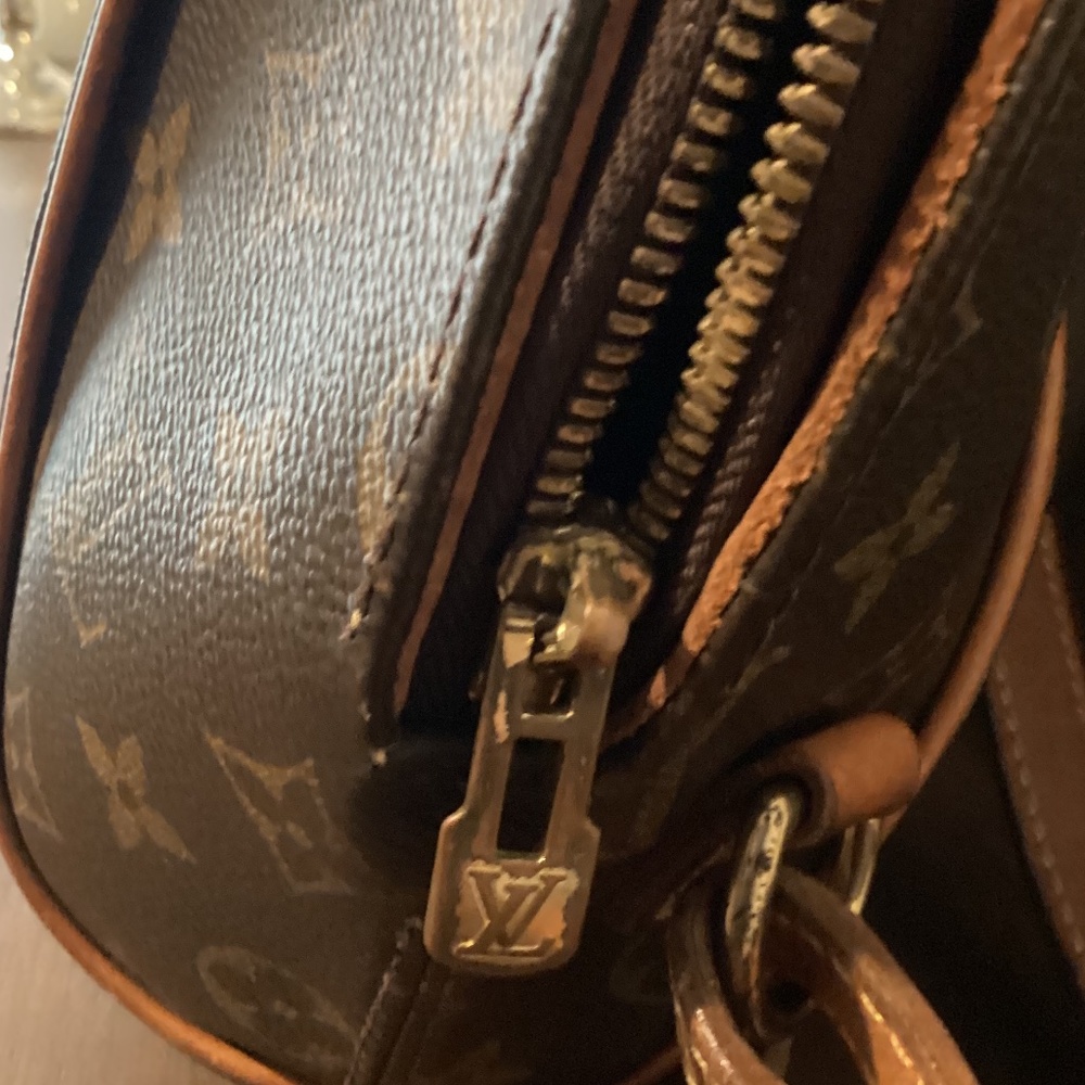 Authentic Louis Vuitton Monogram Ellipse Backpack - Picture 8 of 11